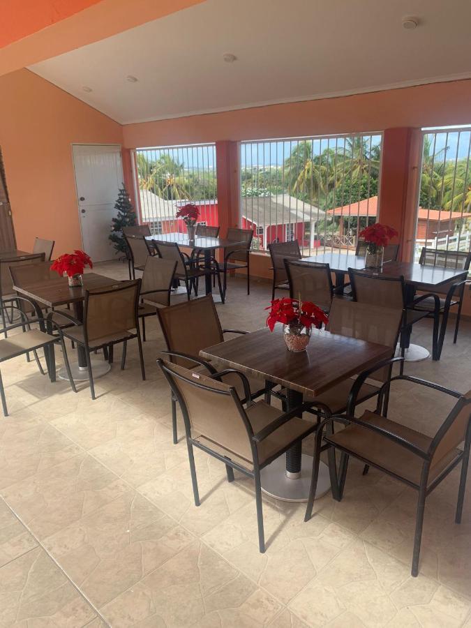 Omira Apartment Suites Willemstad Exterior foto